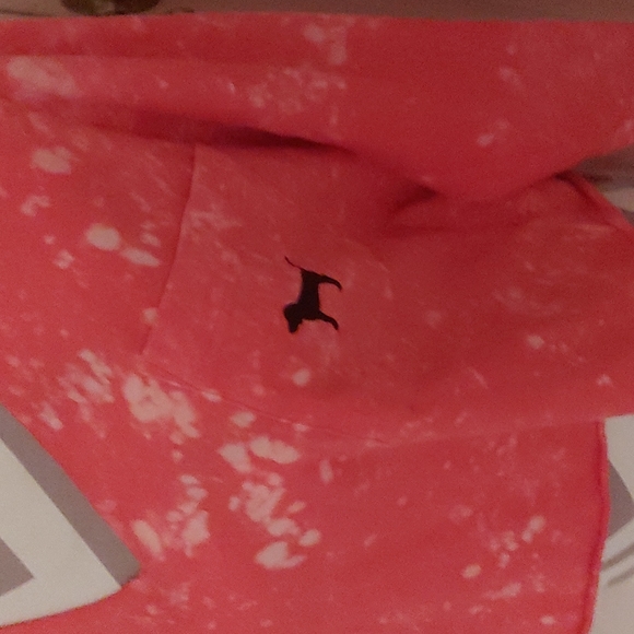 VS Pink Crop Top! - Picture 2 of 7